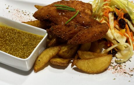 Panko Chicken mit Honig-Senf-Soße